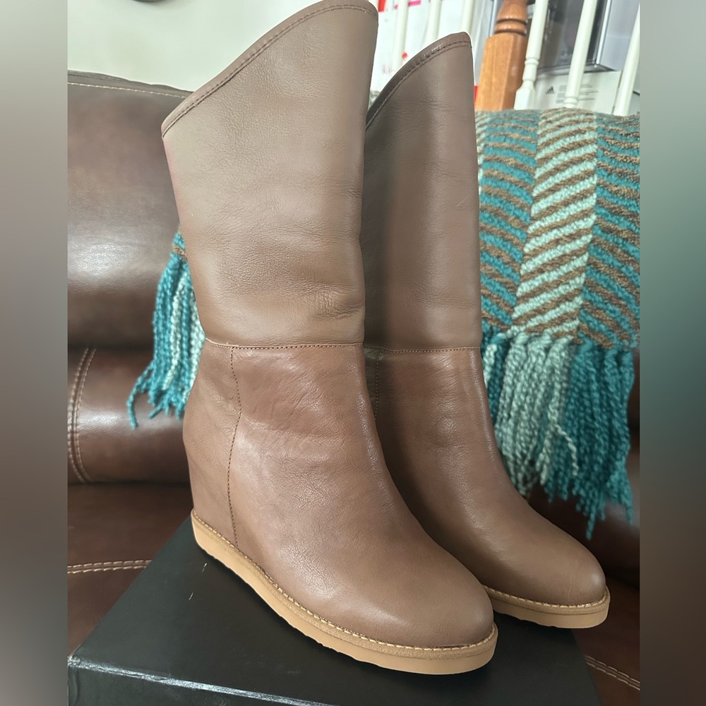 Australia Luxe Collective Cosy Tall Wedge Boots (size 10) - NWT
